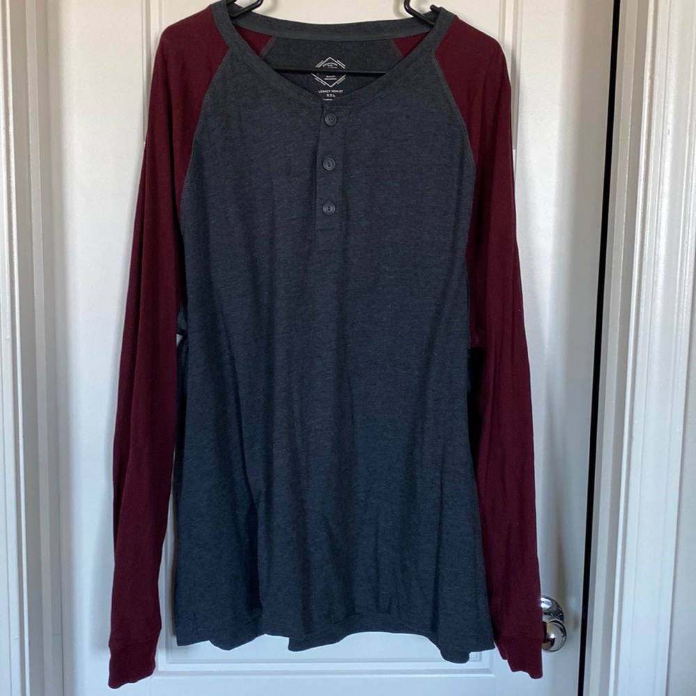 Men’s long sleeve shirt, size XXL
